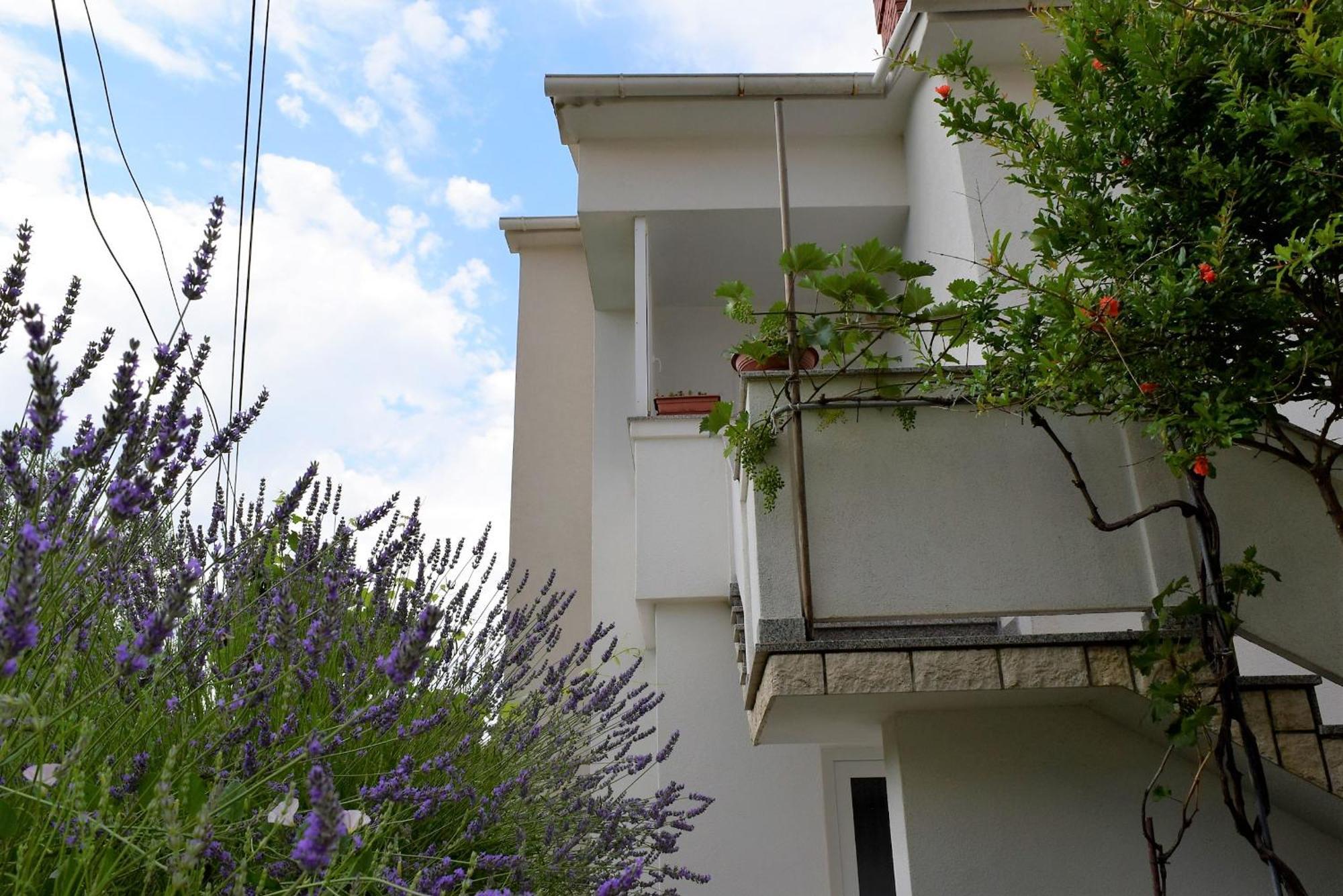 Sunnyy Beacch Apartments Banjol Bilik gambar